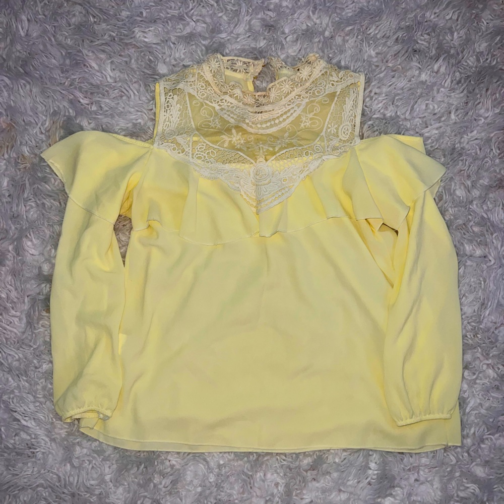 Women shirt